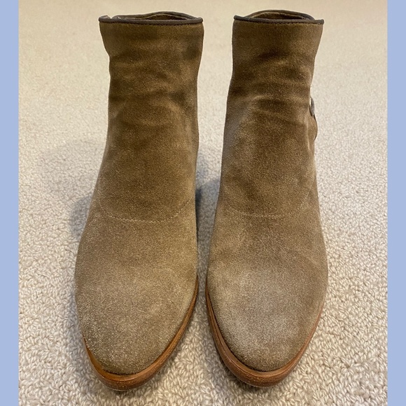 Nude Italian-made Ankle Boots Size 7.5